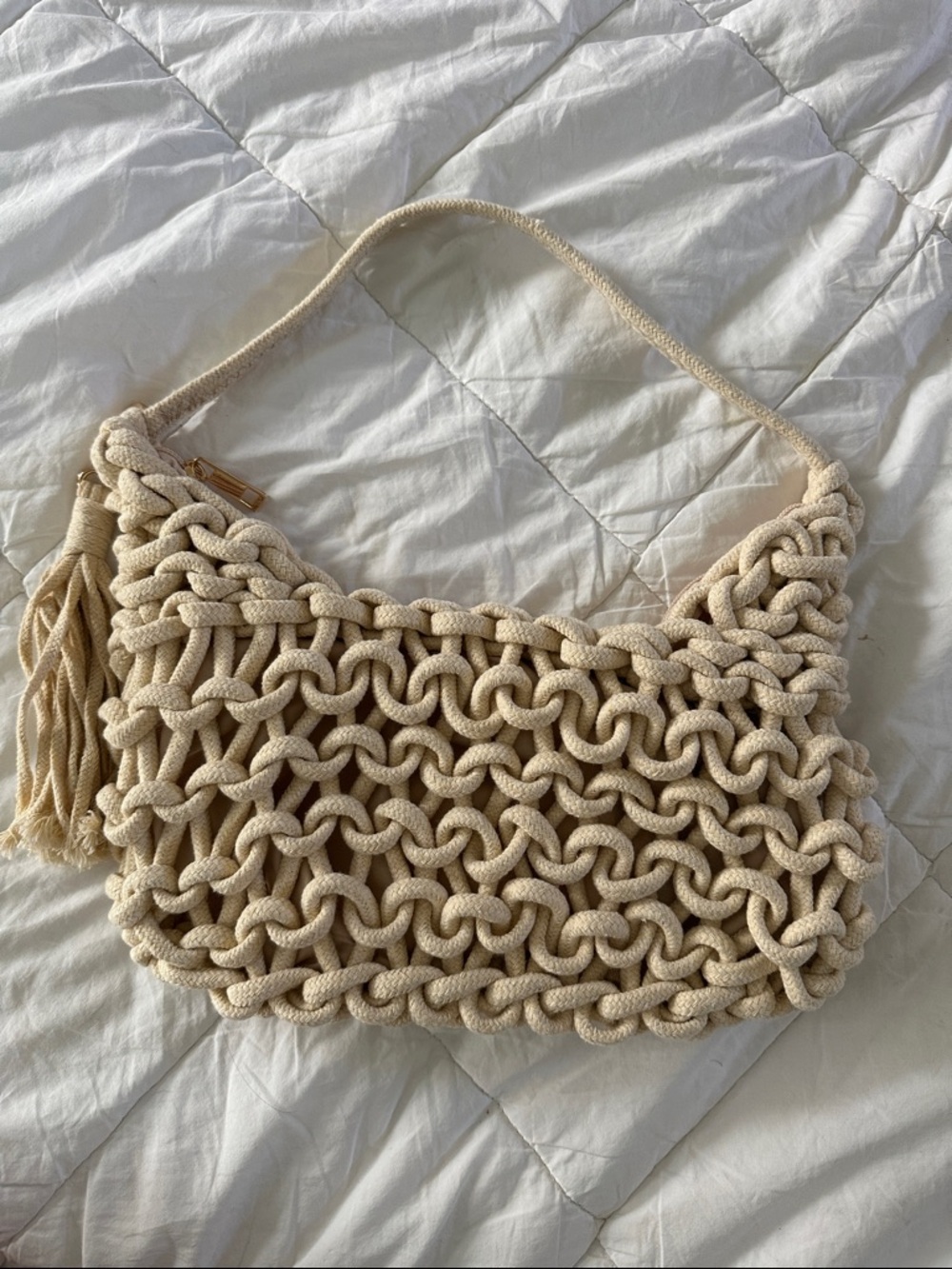 Handwoven Macramé Shoulder Bag in Cream